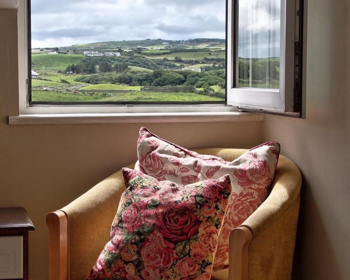 Wild Atlantic Lodge Bed & Breakfast Lahinch Exterior foto